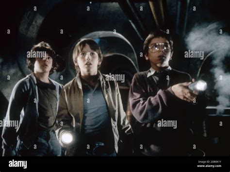 Explorers 1985 river phoenix joe hi-res stock photography and images