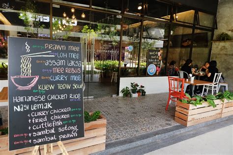 See 93,568 tripadvisor traveller reviews of 2,248 penang island restaurants and search by cuisine, price, location, and more. Famous Penang Food at MakeMake Café in Penang Design Village