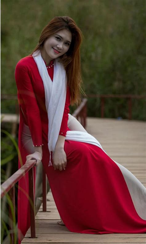 Traditional Vietnamese Silk Clothing Ao Dai Long Dress Red Ebay