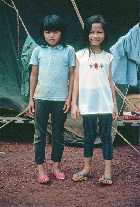 Innocent Souls 1968 Vietnam Photos From Vietnam Vietnam Photography Exhibition