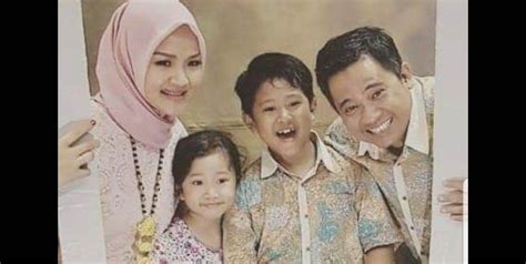Ziarah eyang kakung, ternyata airlangga hartarto keturunan trah mangkunegara. Sonny Muhammad