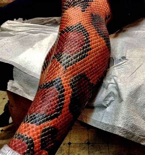 Amazing Snake Skin Tattoo Inkstylemag Tattoos 3d Tattoos Leg Tattoos