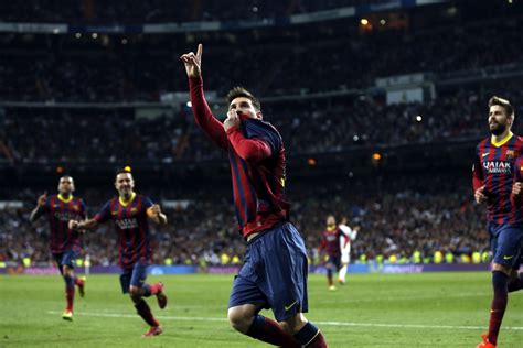 Lionel Messi Hat Trick At The Santiago Bernabéu In Real Madrid 3 4