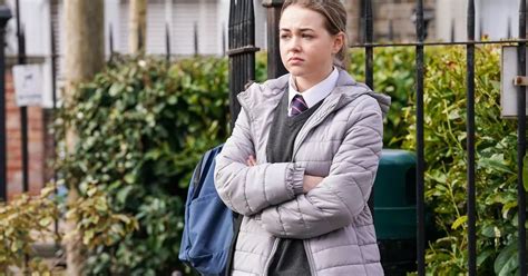Eastenders Amy Mitchell Star Ellie Dadd Looks Worlds Away From Soap In