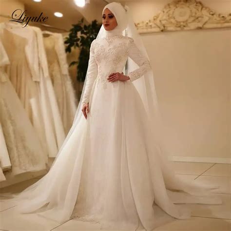 Elegant Long Sleeve Wedding Dress Muslim Dress 2019 Simple White Vintage Lace Bridal Gowns High