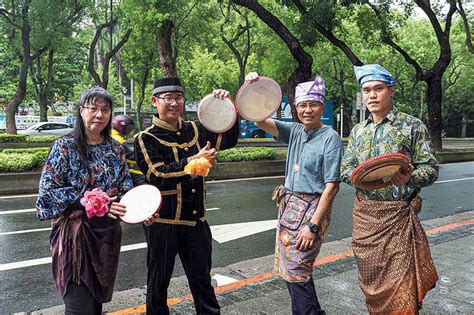 Soundscapes Of Immigrant Life Southeast Asian Performance Art New Southbound Policy Portal