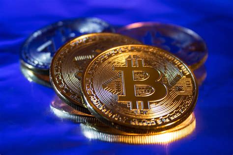 Will soon be able to buy, hold and sell bitcoin through their existing accounts, cnbc reported wednesday. $10K Test? Bitcoin Price Hits 4-Week High As Altcoins ...