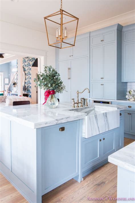 20 Blue Cabinets White Countertops