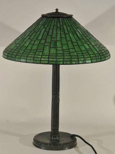 vintage tiffany style leaded glass table lamp on fine