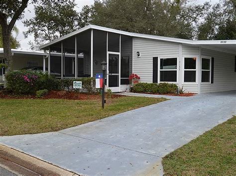 3133 Whisper Blvd, DeLand FL 32724 - BEAUTIFULLY UPGRADED HOME IN 55