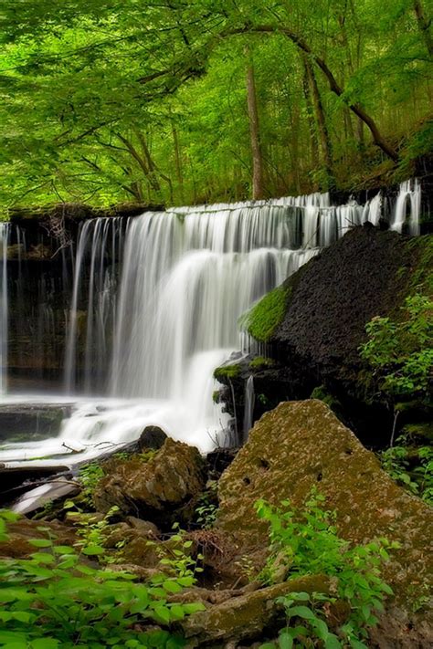 Most Incredible Natural Waterfalls - XciteFun.net