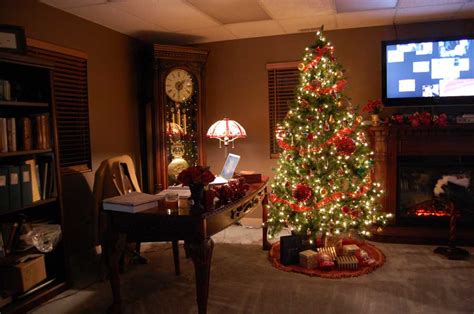 Browse our diy video tutorials on how to decorate your home for christmas. modern house: The Best Christmas Decorations Ideas For Home Decor In The Winter 2012