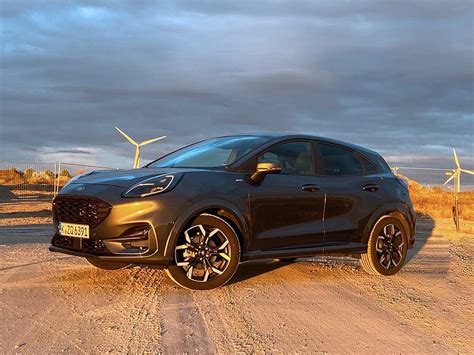 We reckon it's the crossover to beat. Ford Puma ST-Line X - das knuffige Klein-SUV als ...