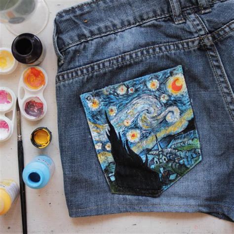 Starry Night painted on jeans' pocket | Diy fashion ... Check out these cool diy jeans makeovers to learn how to make cool shorts, painted ideas, bleach and…