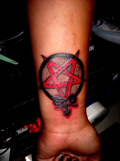 In the instance above, the cross takes on a more solid look with features highlighted and make your mosaic designs more colorful! Satanic symbol Tattoos