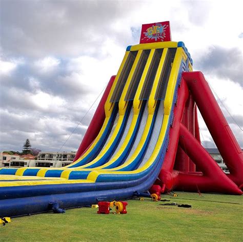 The Big Wedgie Take On The Worlds Tallest Inflatable Waterslide