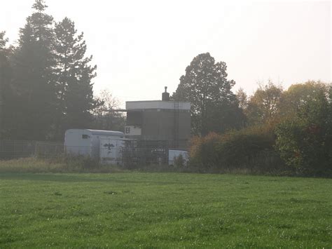 Offizielle urkunden online beantragen öffnungszeiten adresse telefonnummer ansprechpartner etc. Ehemaliges Stellwerk in Grevenbroich Südstadt. Heute ist ...