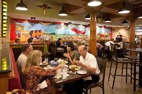 Eat Like a Local at San Antonio International Airport (SAT) - Fly&Dine