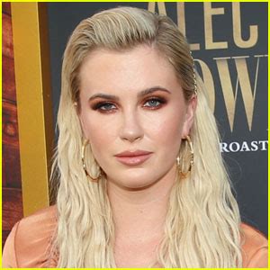 Ireland Baldwin Says She Lives In Constant Fear Shes Having A Heart