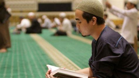 Bacaan Doa Malam Nuzulul Quran Jatuh Pada 17 Ramadhan Atau 9 Mei 2020