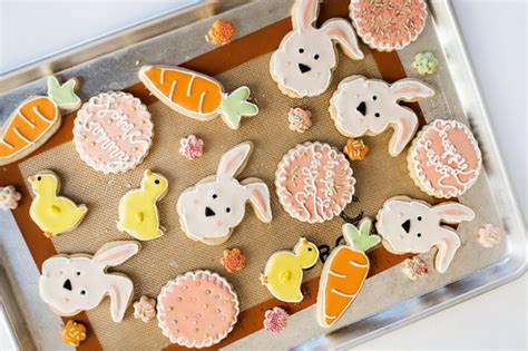 Iced Easter Biscuits