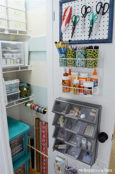 A dedicated craft room is every crafter's dream. 13 Genius Dollar Store Organization Hacks
