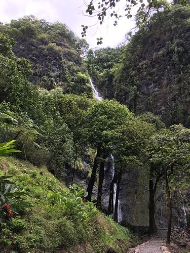 480 Vaimahuta Waterfall Tahiti Rcribb1 Flickr
