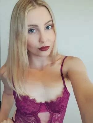 Violetblushxx Free Onlyfans 16 Nude Leaked Pictures MasterFap Net