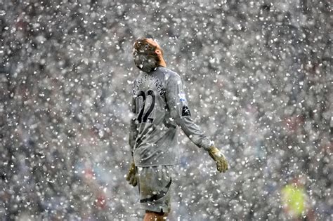 17 Brilliant Photos Of Football In The Snow Who Ate All The Pies