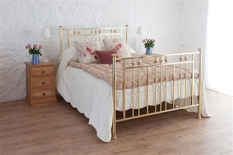 Wrought Iron Beds Handmade Iron Beds Wrought Iron And Brass Bed Co