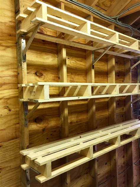 30 Pallet Shelves For Garage Decoomo