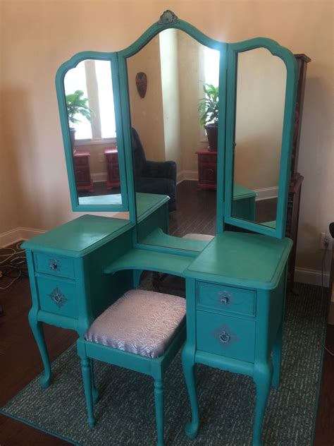 Pin by Monica Morgan on Furniture | Diy furniture projects ...
