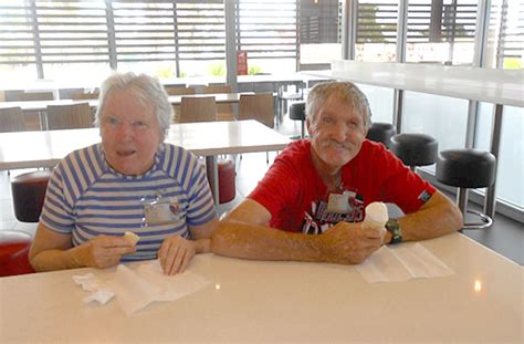 „pliki cookie to krótkie informacje przesyłane przez stronę internetową na twardy dysk użytkownika w celu przechowywania danych. Ice Creams At McDonalds | Beaumont Care