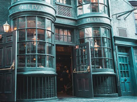 The Complete Guide To The Wizarding World Of Harry Potter