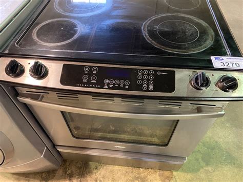 Whirlpool Induction Stove With Conventional Oven Able Auctions