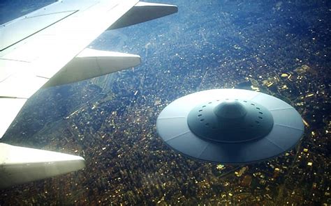 Abbreviation of objeto voador não identificado (unidentified flying object). ¿Qué es un OVNI y qué es el fenómeno OVNI? | ⚠️ UFO
