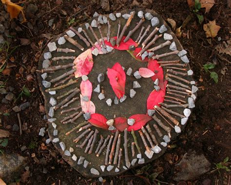 By Andy Goldsworthy Environmental Art Summer Art Projects Leaf Art