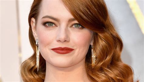 28 Of The Best Beauty Looks At The Oscars From Emma To Chrissy Oscars