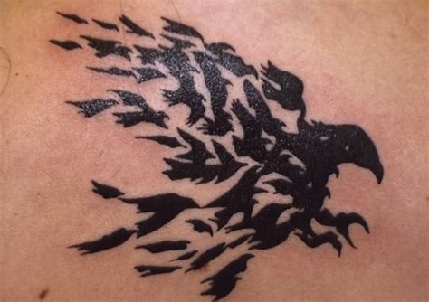 25 Traditional Raven Tattoo Fezaafrenchi
