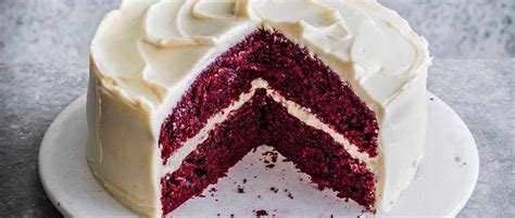 Arrange remaining berries decoratively over top of cake. Red Velvet Cake Mary Berry Recipe - Vegan Red Velvet Cupcakes The Happy Foodie / And it passes ...