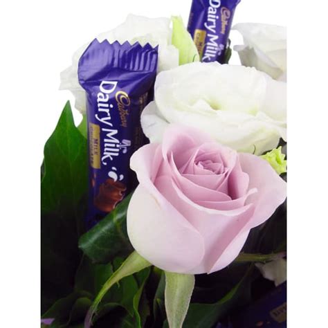 Oct 02, 2021 · stunning flowers for delivery in melbourne. Sumptuous Chocolate Flower Arrangement | Melbourne Delivery