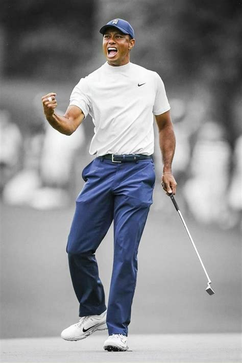 Legendary Golf Photo Of Tiger Woods Fist Pumping Golf Tiger Woods