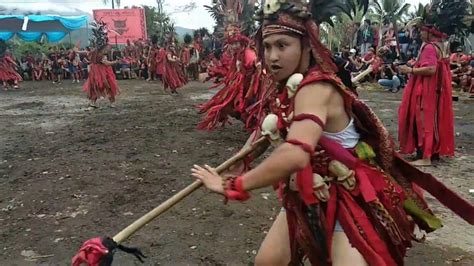 Kawasaran Kabasaran Makatana Minahasa Tondano Festival Wanua
