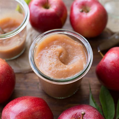 Homemade Applesauce 3 Ingredients 15 Minutes Life Made Simple