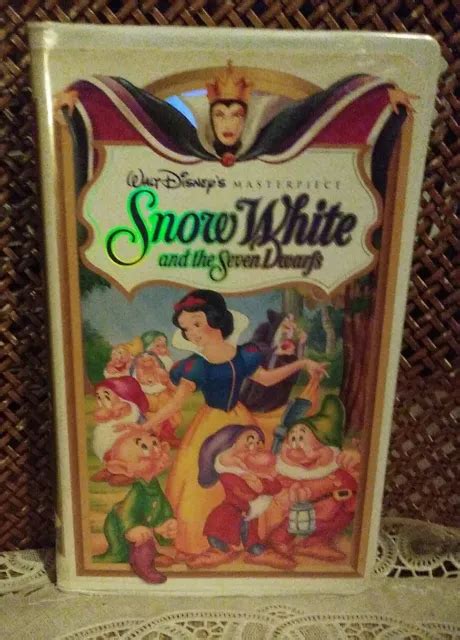 Snow White And The Seven Dwarfs Vhs Tape Masterpiece Mint Sexiz Pix