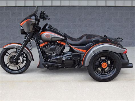 Hd Freewheeler Custom Paint Job Trike Motorcycle Harley