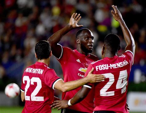 Manchester United Watch Romelu Lukaku Score His First Goal For Jose