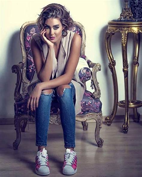 اختيرت ياسمين صبري ضمن أجمل 100 وجه في العالم لعام 2017، وتعد هي الفنانة المصرية الوحيدة في هذه القائمة. بالصور- 9 نقاط توضح تطور ياسمين صبري منذ بدايتها في ...