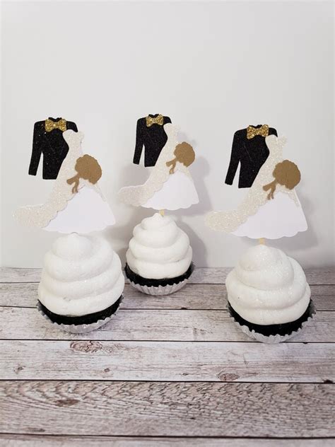 Bride Groom Cupcake Toppers Wedding Couple Cupcake Toppers Etsy