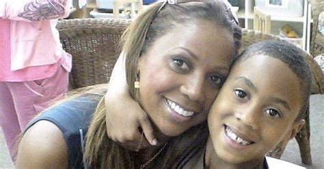 What It Was Like For Holly Robinson Peete To Hear Her Sons Autism